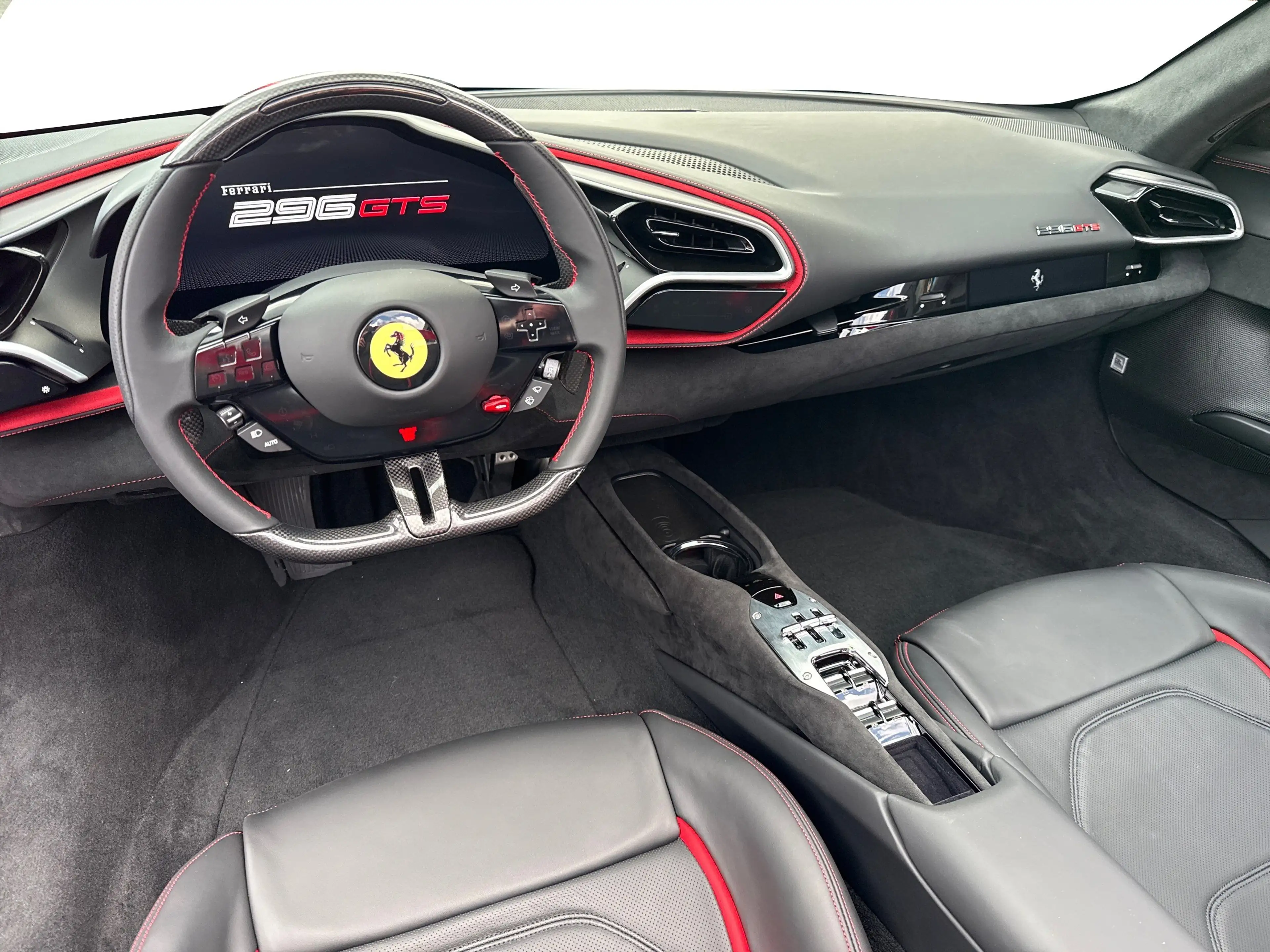Ferrari 296 GTS *20'' Schmiedefelge*Premium HiFi* — photo 13