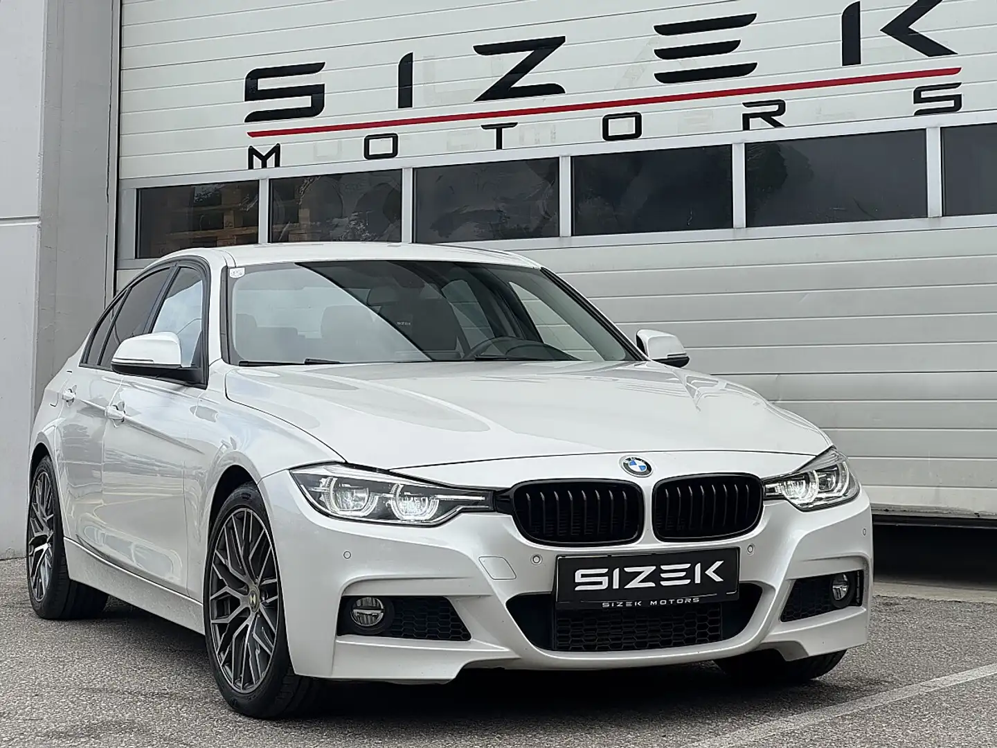 BMW 320 d EfficientDynamics Advantage|NAVI|LED|STZHZG|PDC Weiß - 2