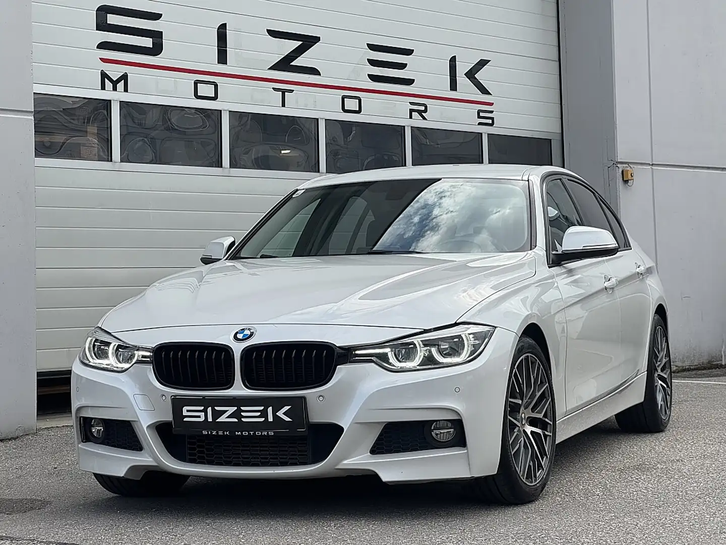 BMW 320 d EfficientDynamics Advantage|NAVI|LED|STZHZG|PDC Weiß - 1