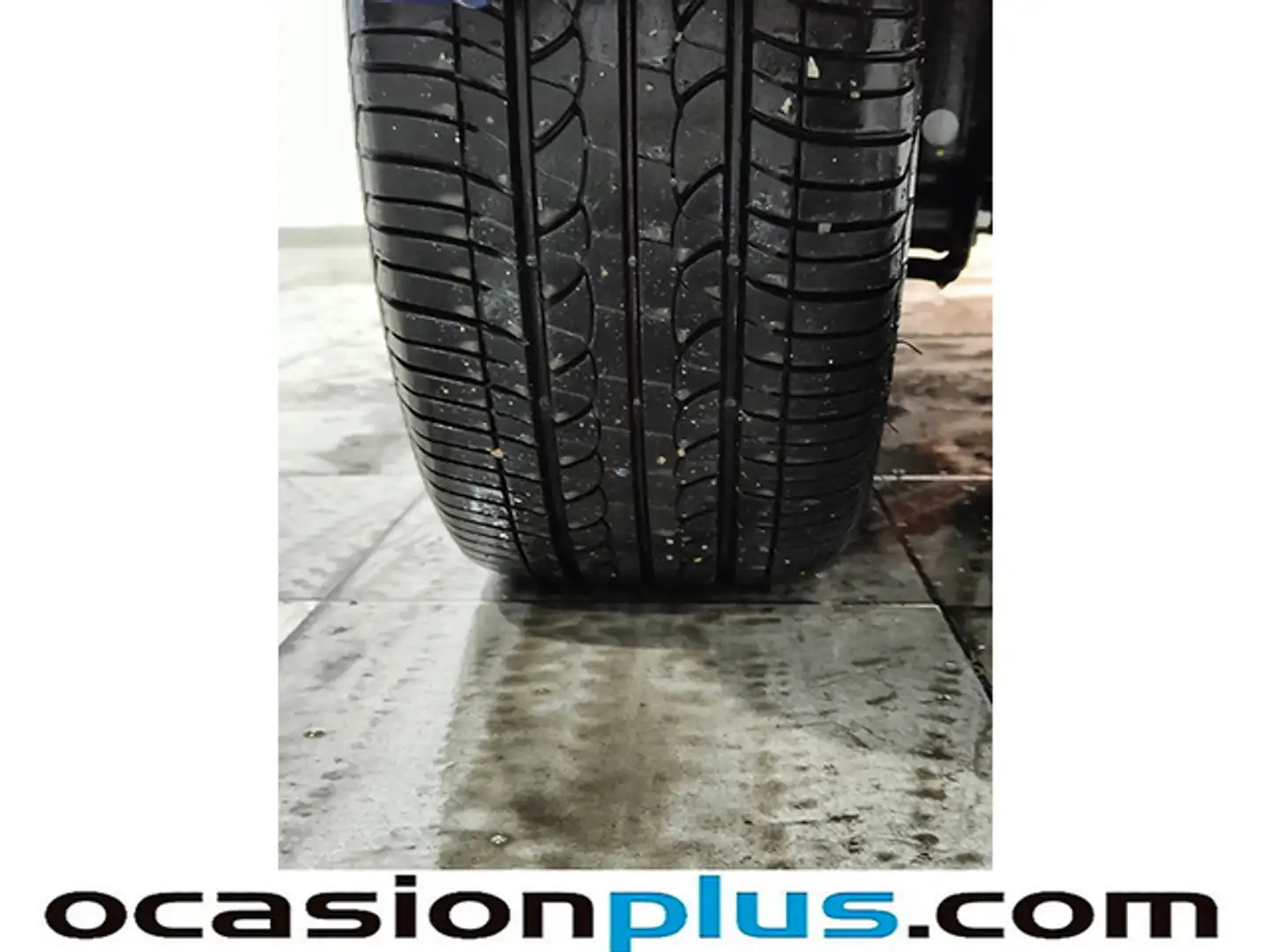 Toyota Yaris 100H 1.5 Feel! Azul - 2