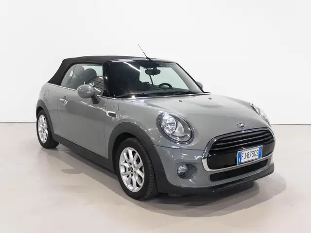 MINI Cooper D Cabrio 1.5  D Cabrio