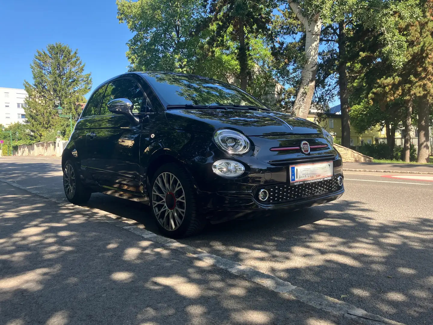 Fiat 500 500 FireFly Hybrid 70 (RED) (RED) Schwarz - 1