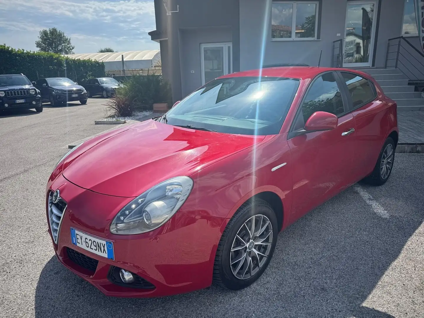 Alfa Romeo Giulietta 1.6 JTDm-2 105 CV Progression Czerwony - 1