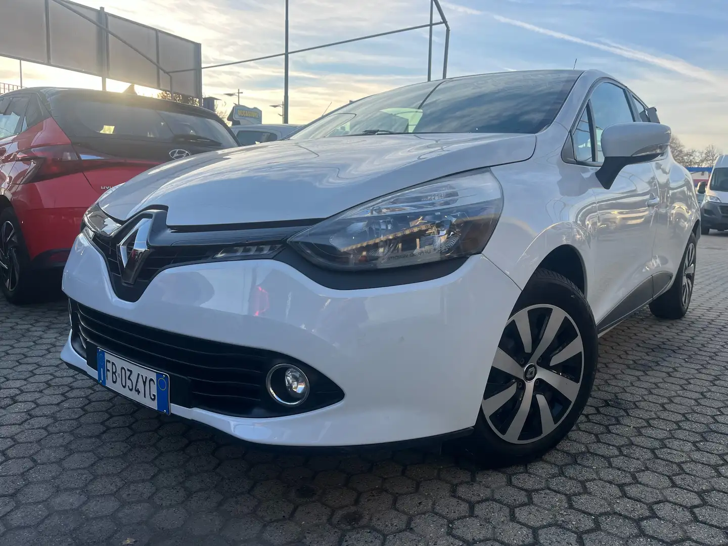 Renault Clio Clio 5p 1.5 dci autocarro 4 posti iva 75cv Blanc - 1