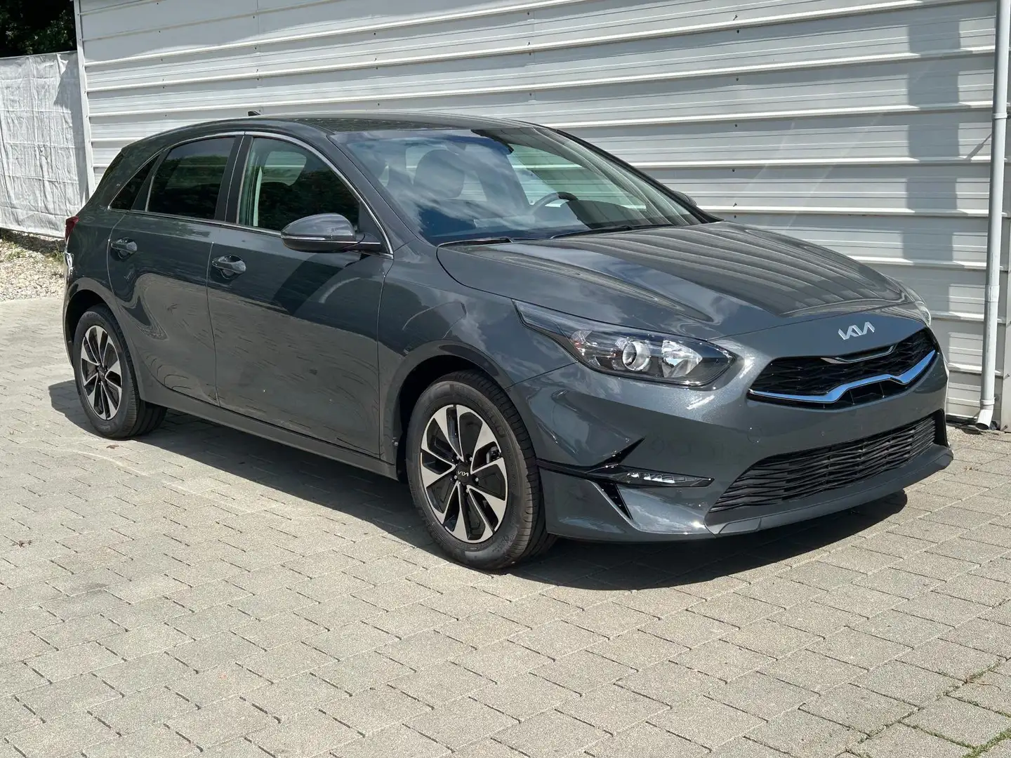 Kia Ceed / cee'd Gold Android 1.5 T-GDi, DCT Auto*Navi*WinterPak... Grau - 2