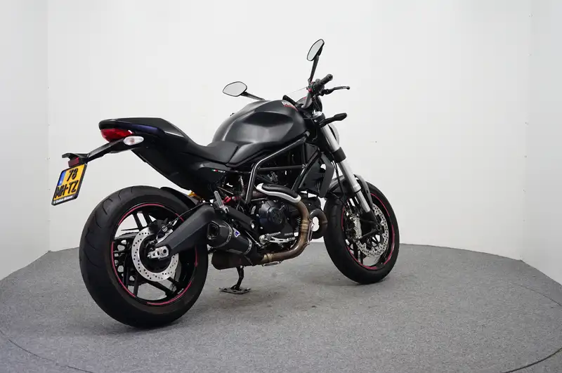 Ducati Monster 797 - foto 8
