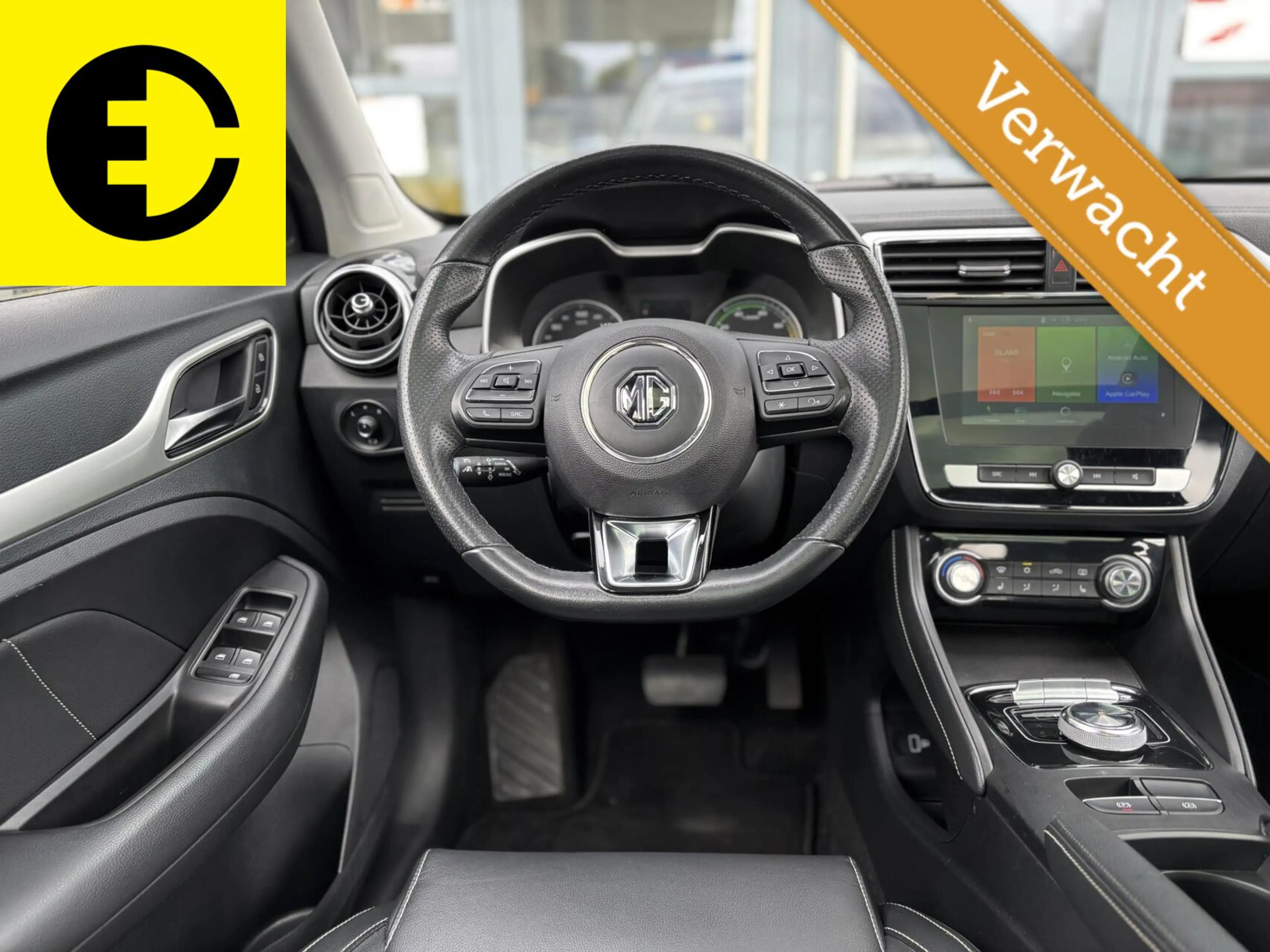 MG ZS EV Luxury 45 kWh | Leder | Stoelverwarming | Pano — photo 2