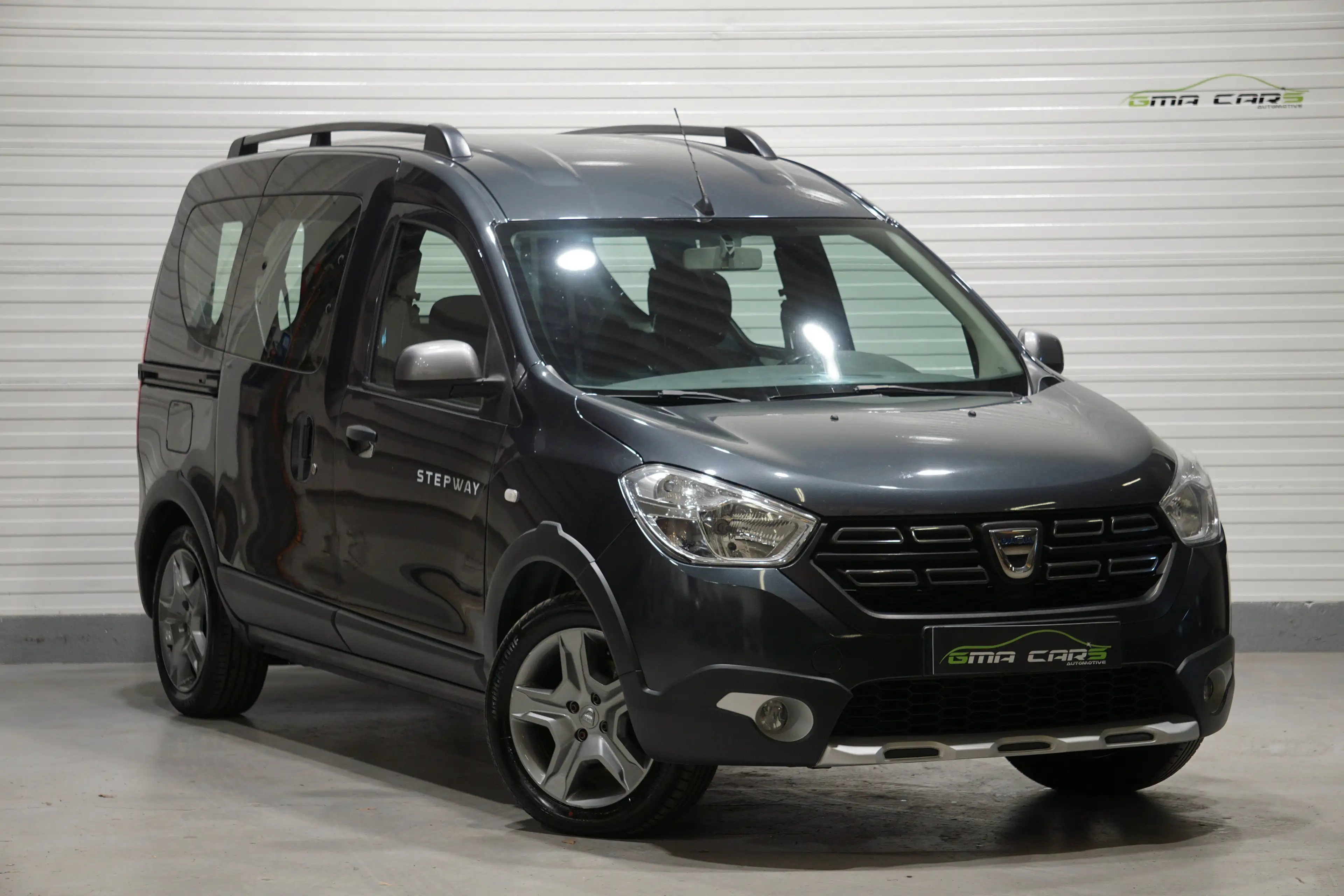 Dacia Dokker Dokker Van 1.5 dCi Stepway-Navi-Cam-CruiseC-Trekhaak-Garantie — photo 2