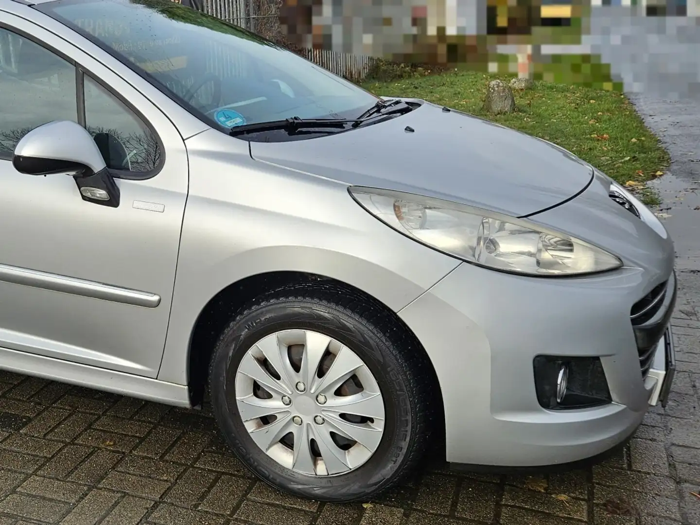 Peugeot 207 1,4 Benzin /Gas ,  Klima,  Euro5 TÜV 06/2025 Grau - 1