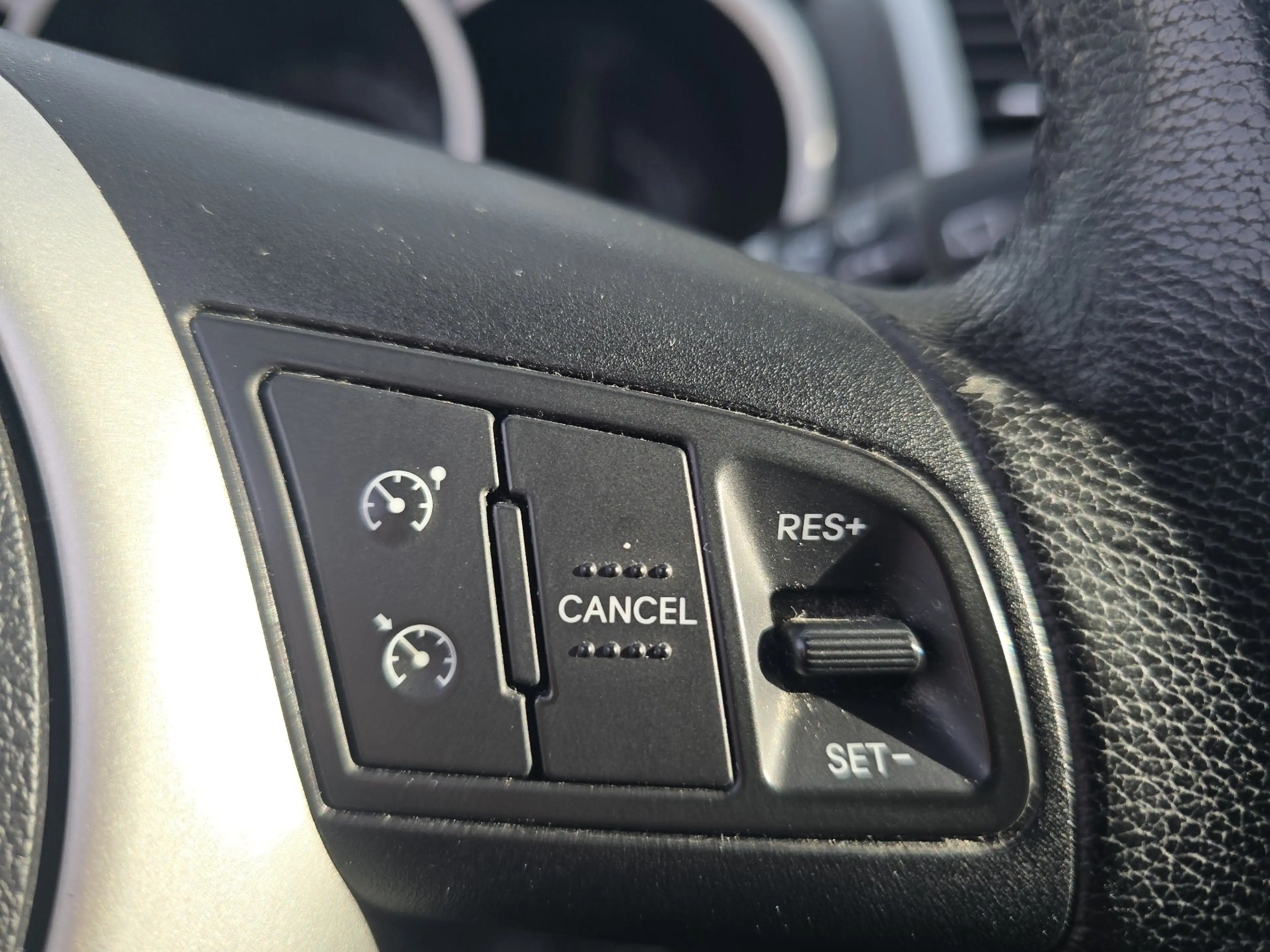 Kia Venga 1,4 CRDi/Erstbesitz/Pickerl/Klima/Anhängerk — photo 8