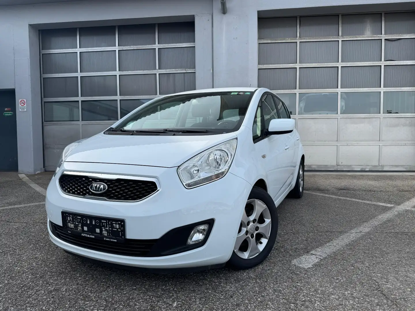 Kia Venga 1,4 CRDi/Erstbesitz/Pickerl/Klima/Anhängerk Weiß - 1