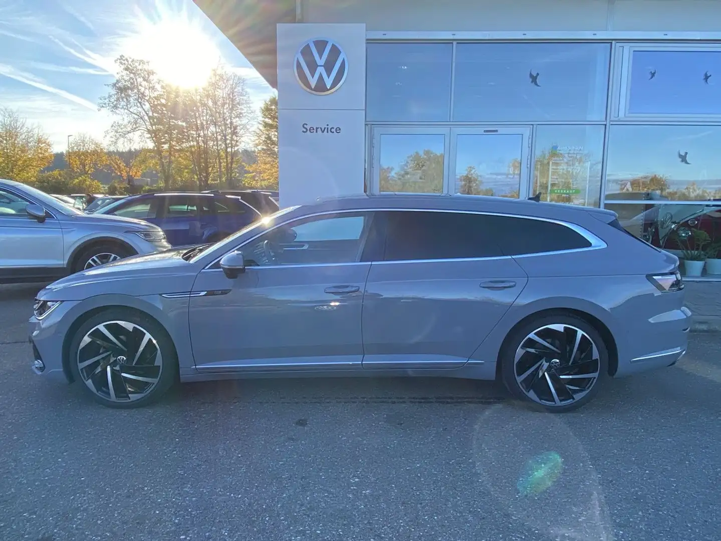 Volkswagen Arteon Shooting Brake 2.0 TDI DSG 4-MOTION R-Lin Grau - 2