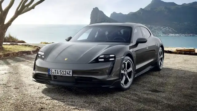 Porsche Taycan 4 Cross Turismo