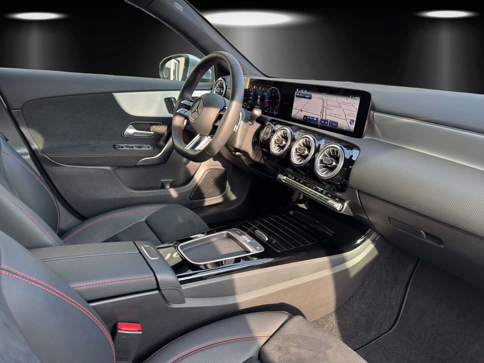 Mercedes-Benz A 220
