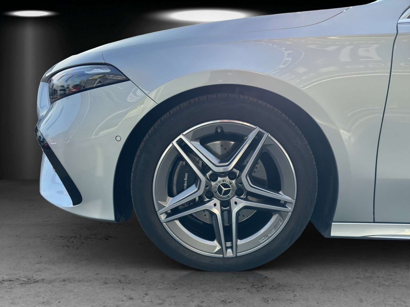 Mercedes-Benz A 220