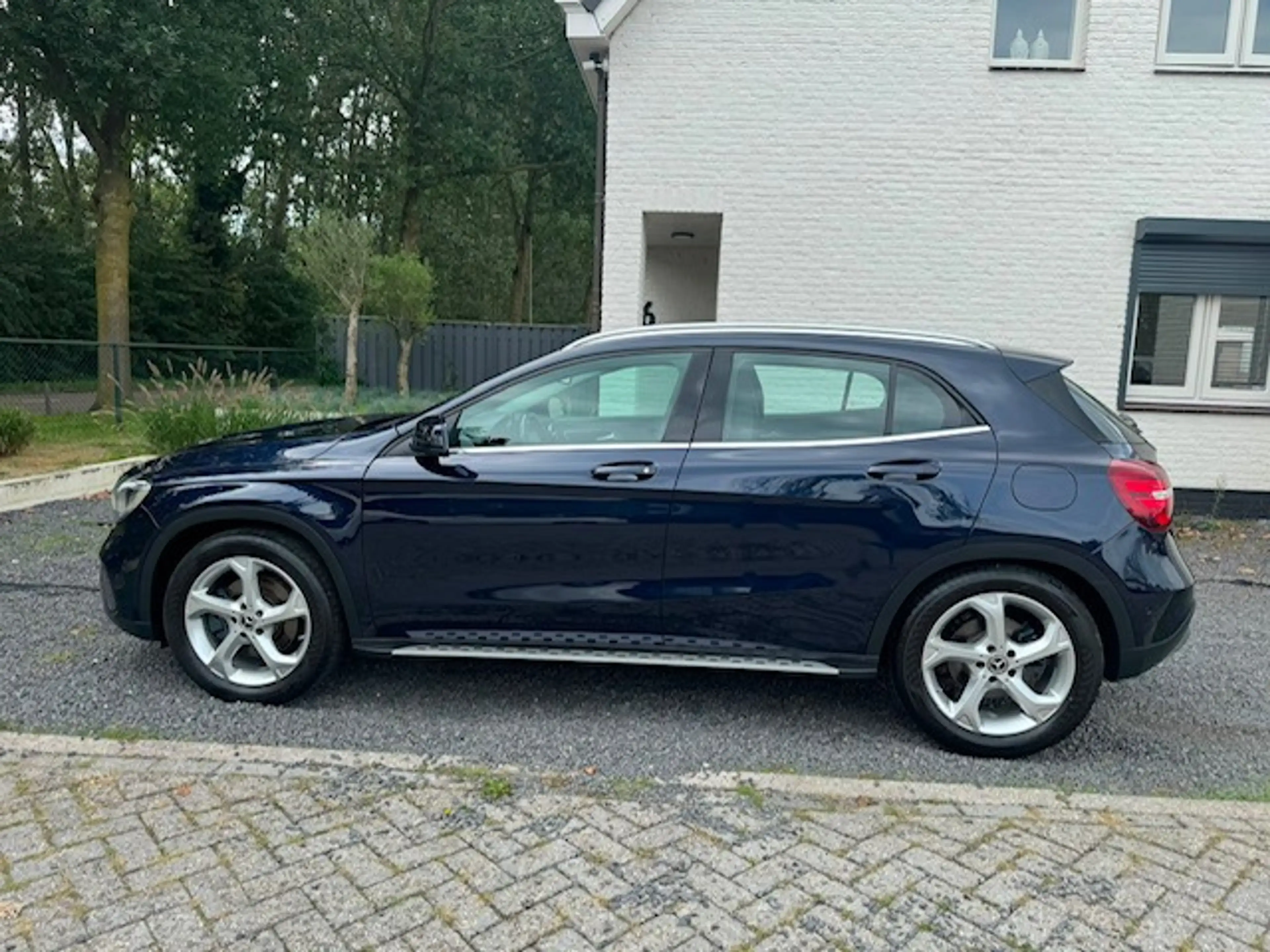 Mercedes-Benz GLA 250 Premium afn. trekhaak 12 maanden autotrust garanti — photo 7