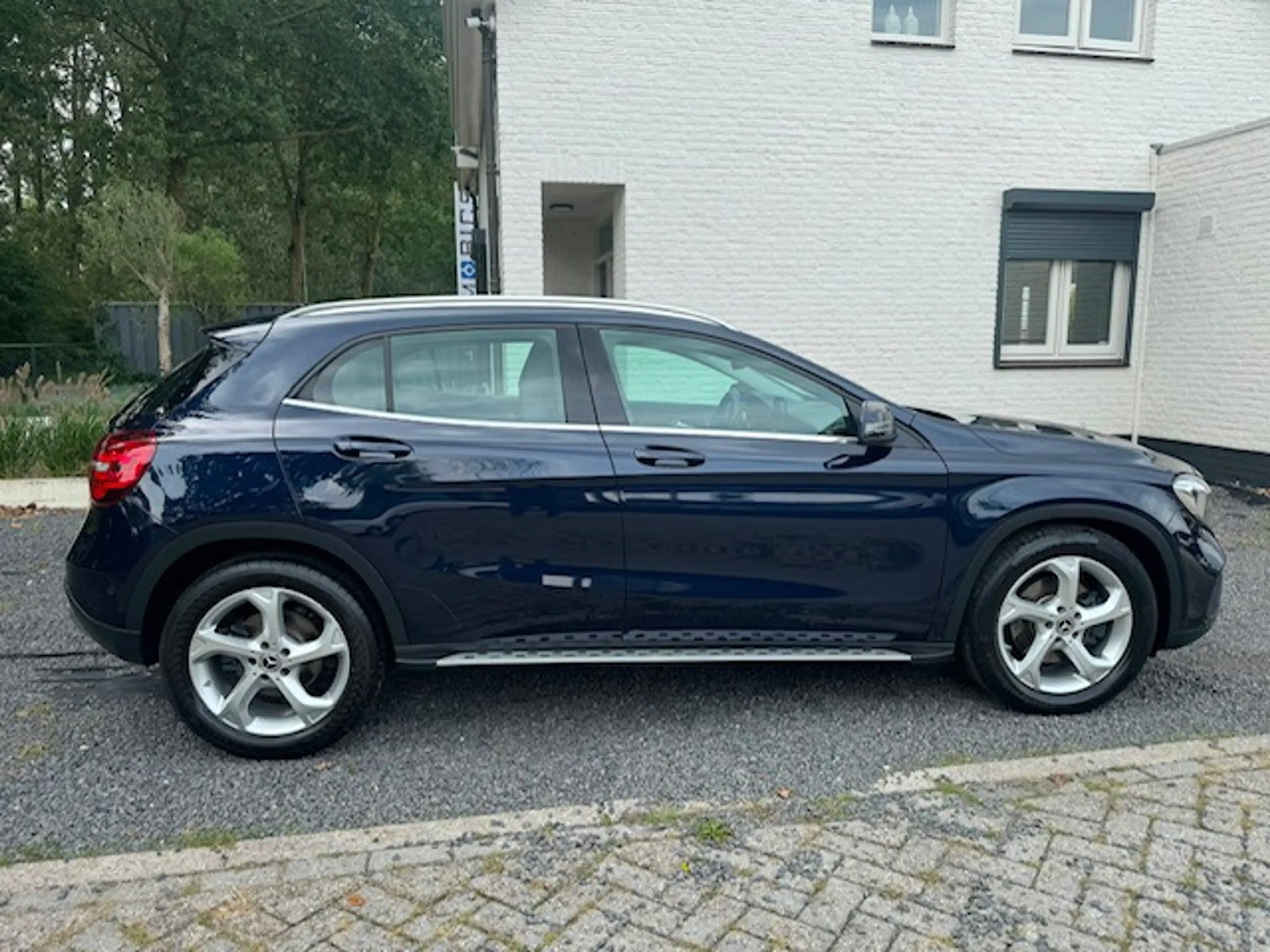 Mercedes-Benz GLA 250 Premium afn. trekhaak 12 maanden autotrust garanti — photo 10