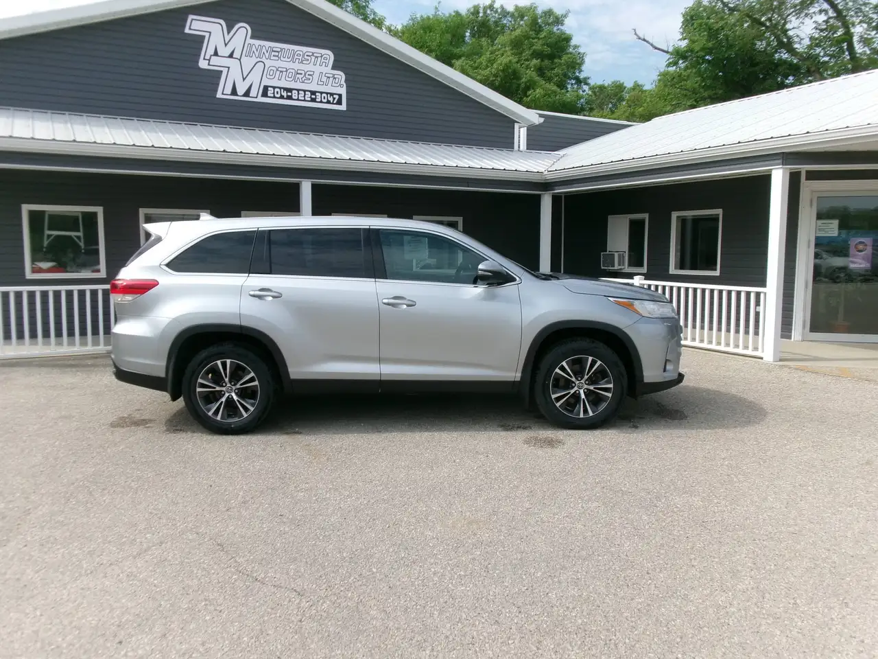 Toyota Highlander снимка Toyota Highlander