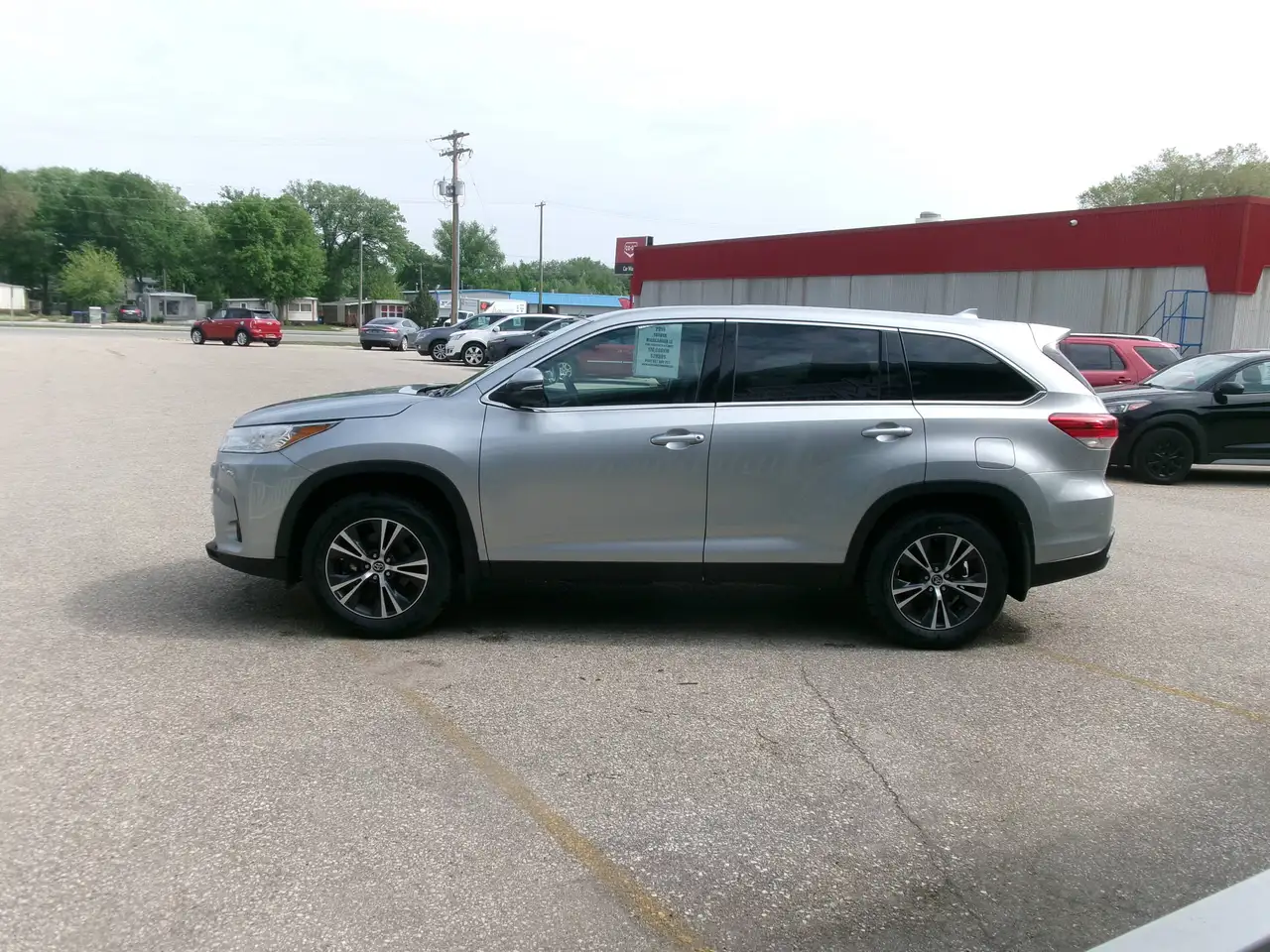 Toyota Highlander снимка Toyota Highlander