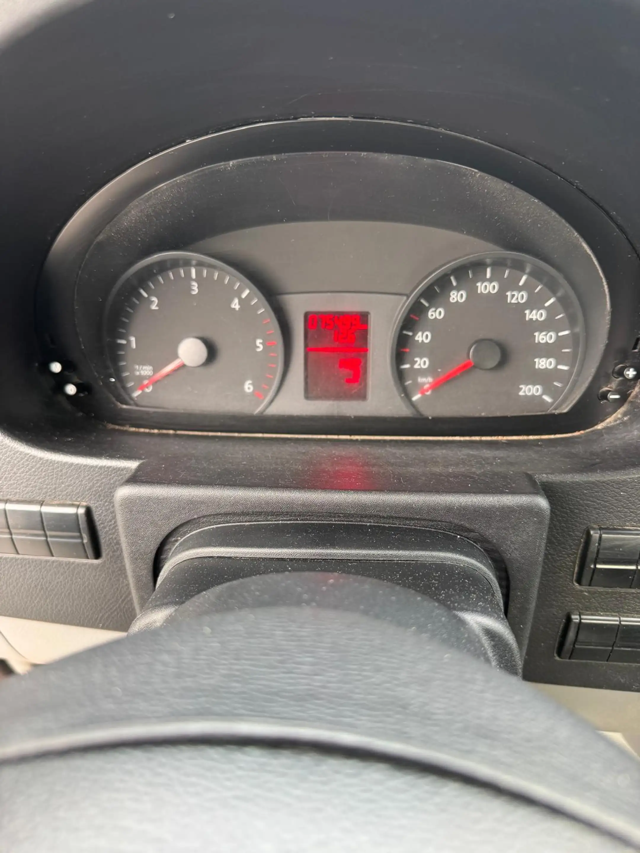 Volkswagen Crafter 35 L2 mittel Doppelkabine — photo 10