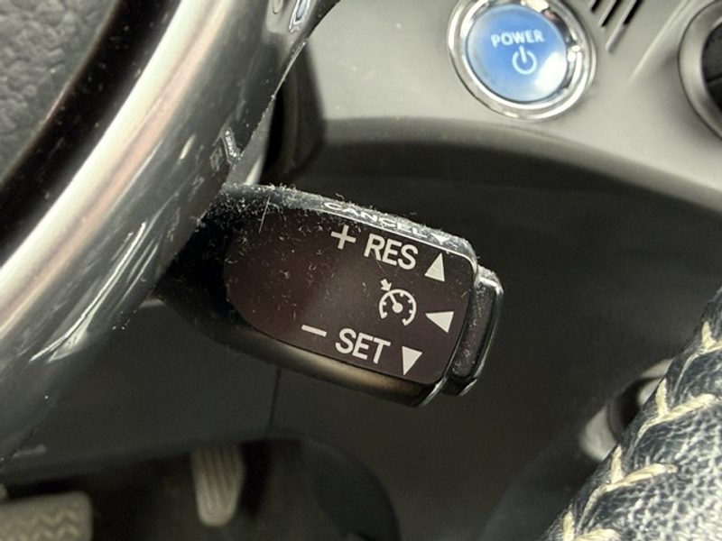 Toyota Yaris Comfort Hybrid — photo 14