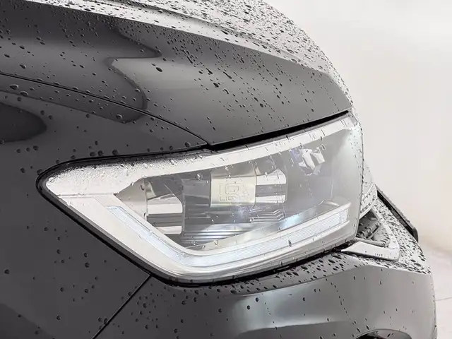 Volkswagen T-Roc view 15