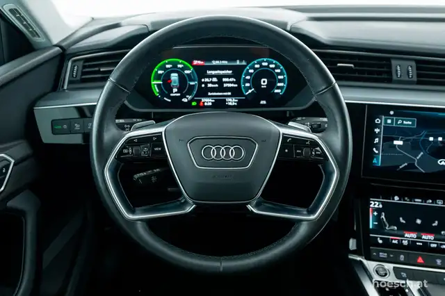 Audi E-Tron view 6