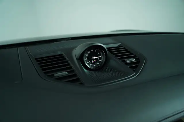 Porsche Panamera 4 E-Hybrid Ansicht 25