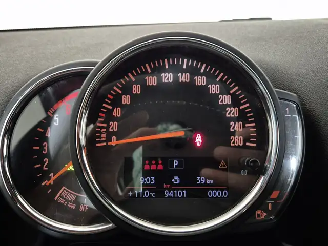 Mini Cooper Cooper view 15