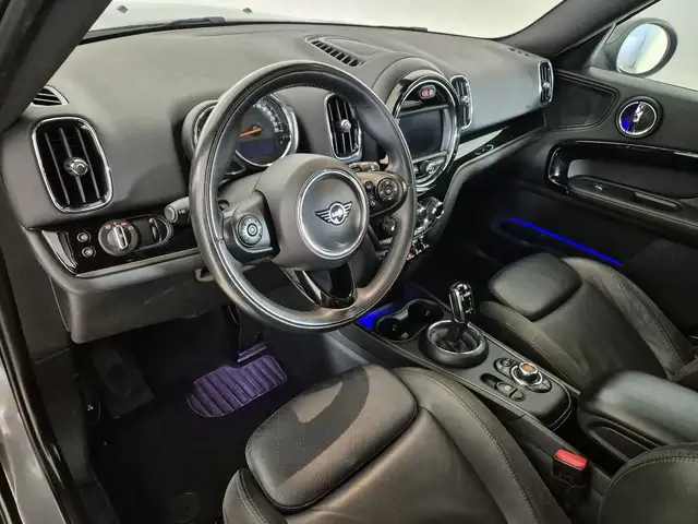 Mini Cooper Cooper view 7