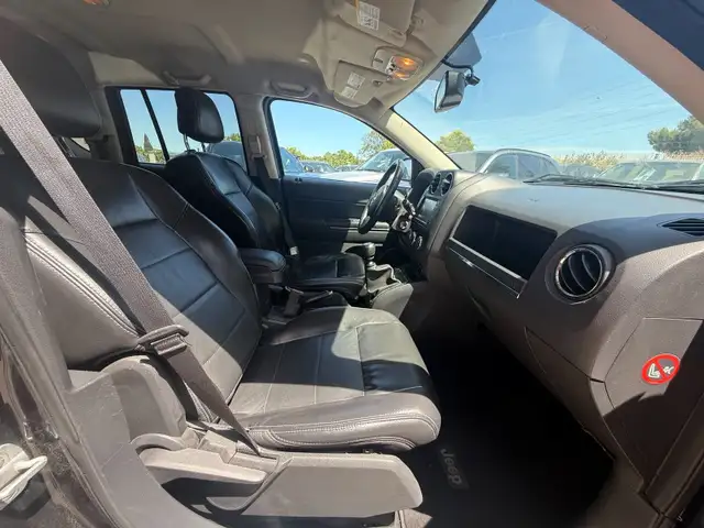 Jeep Compass view 13