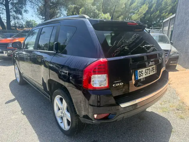 Jeep Compass view 3