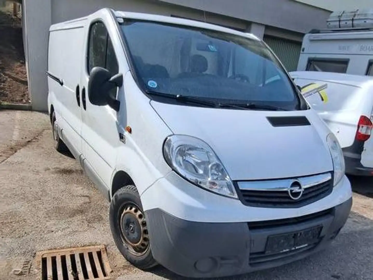 Opel Vivaro Vivaro Combi L1H1 2,0 CDTI 2,7t Weiß - 1