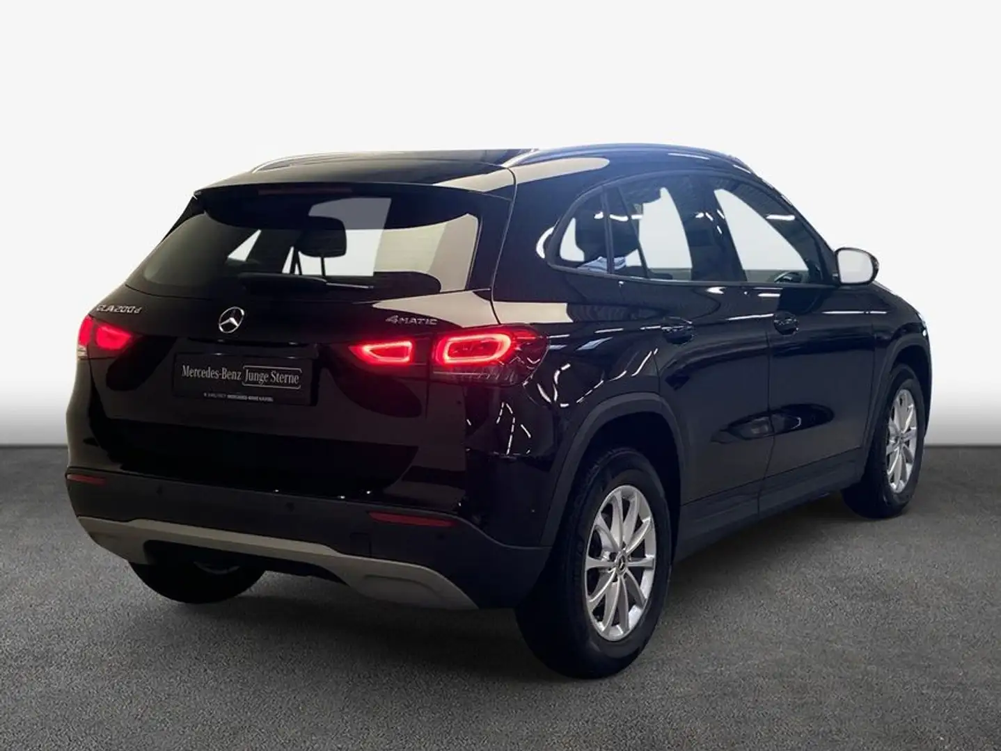 Mercedes-Benz GLA 200 GLA Schwarz - 2
