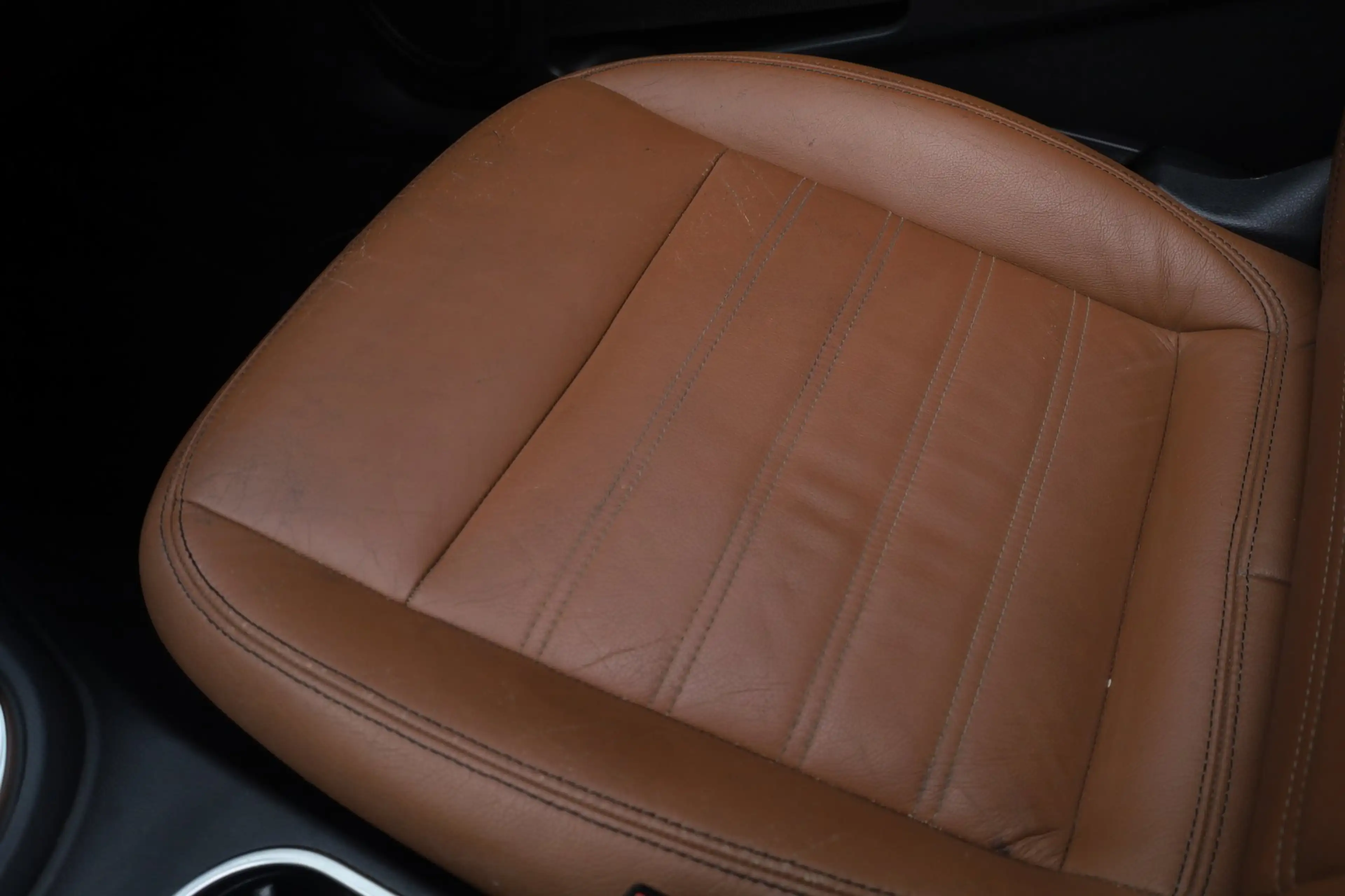 Volkswagen Beetle Cabriolet 1.4 TSI Sport BlueMotion DSG. | Xenon/Le — photo 28
