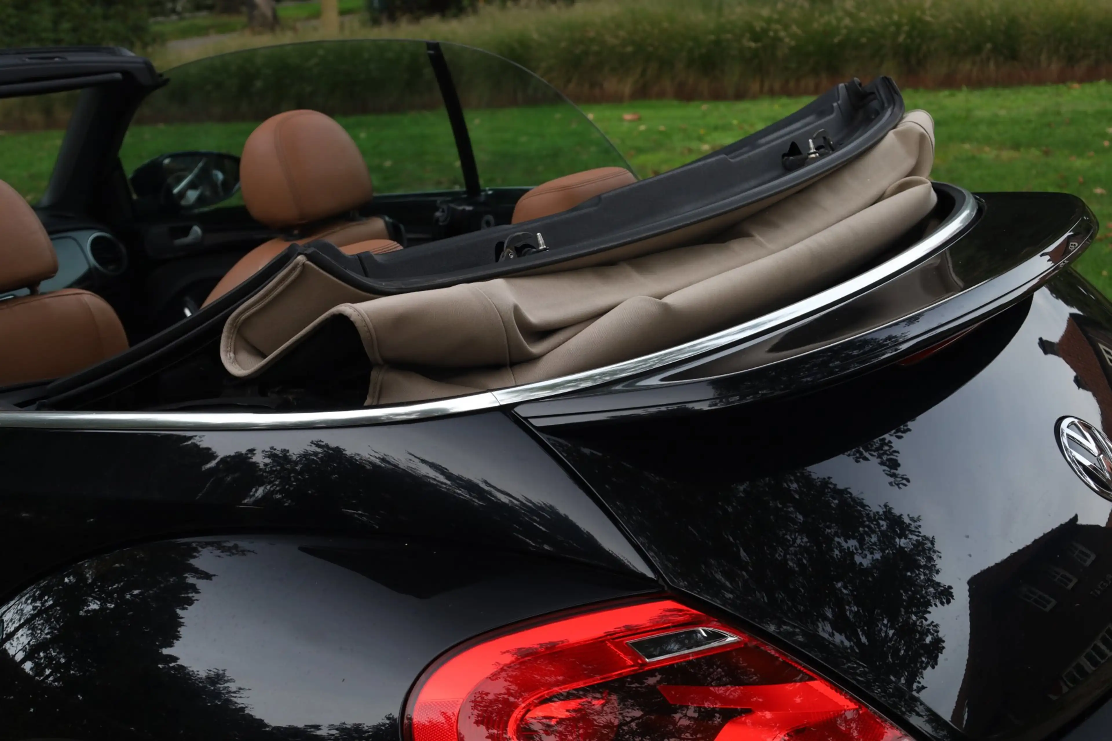 Volkswagen Beetle Cabriolet 1.4 TSI Sport BlueMotion DSG. | Xenon/Le — photo 14