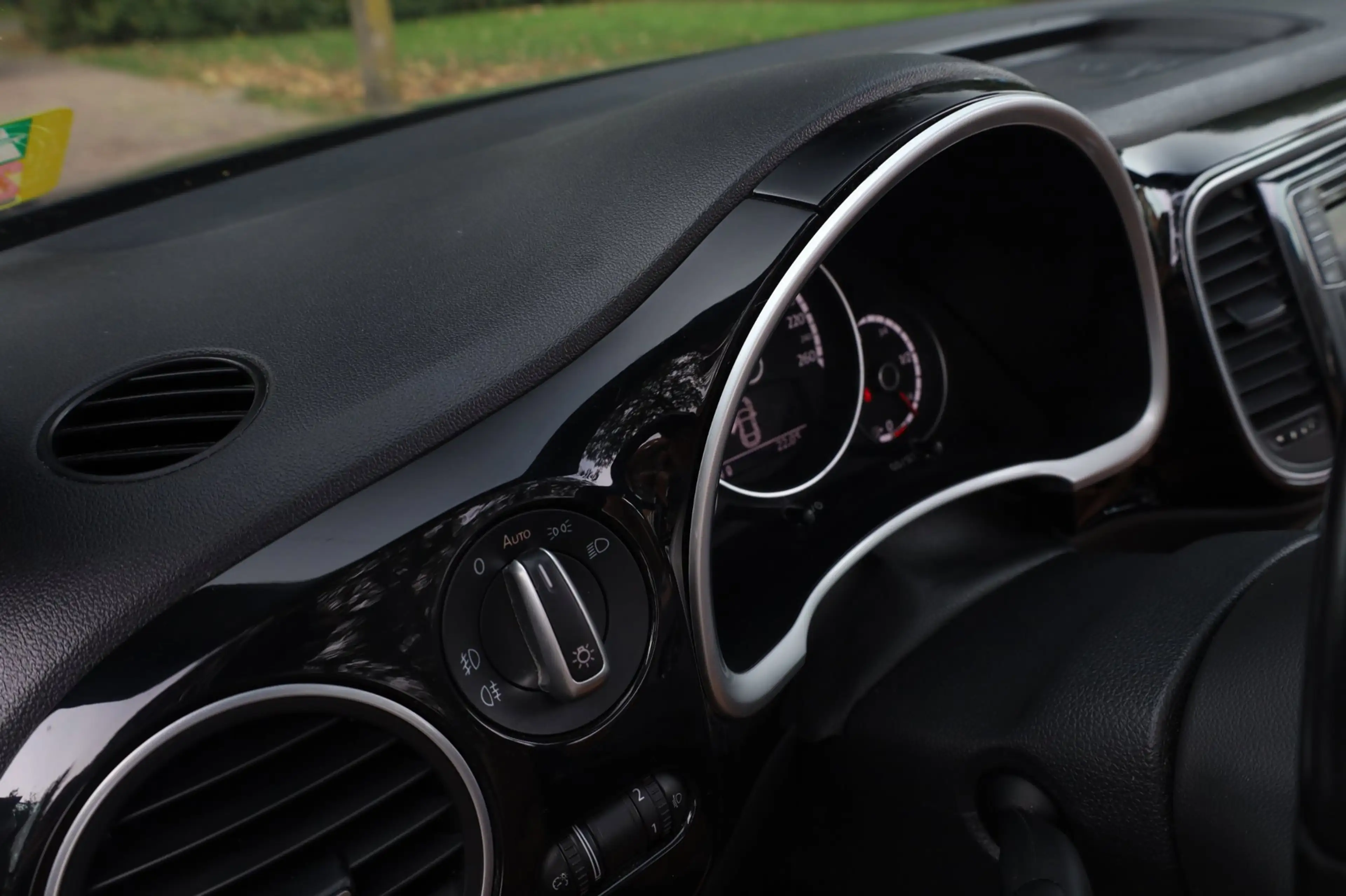 Volkswagen Beetle Cabriolet 1.4 TSI Sport BlueMotion DSG. | Xenon/Le — photo 18