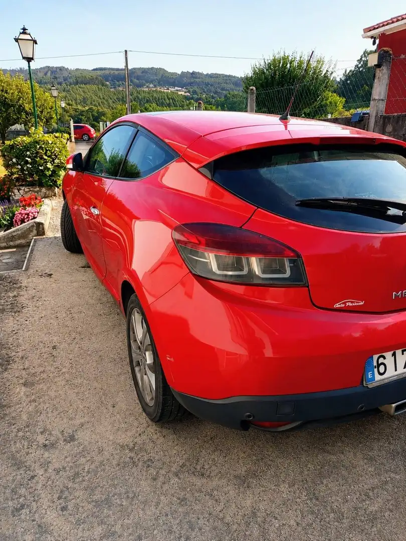 Renault Megane Mégane Coupé 1.5dCi SL Color Edition 105 SL Color Edition Rojo - 2