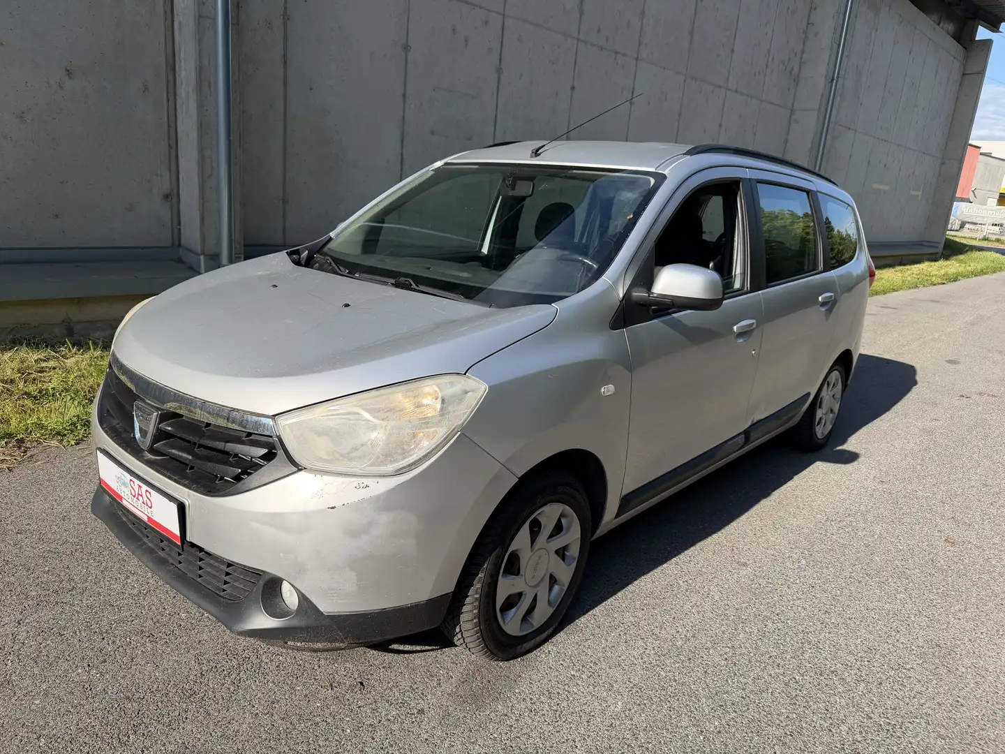 Dacia Lodgy Lauréate dCi 90 Export oder Händler !!! Grau - 1