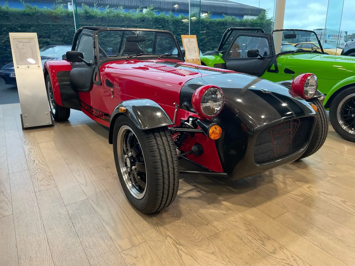 Caterham SEVEN 170 R Red - 1
