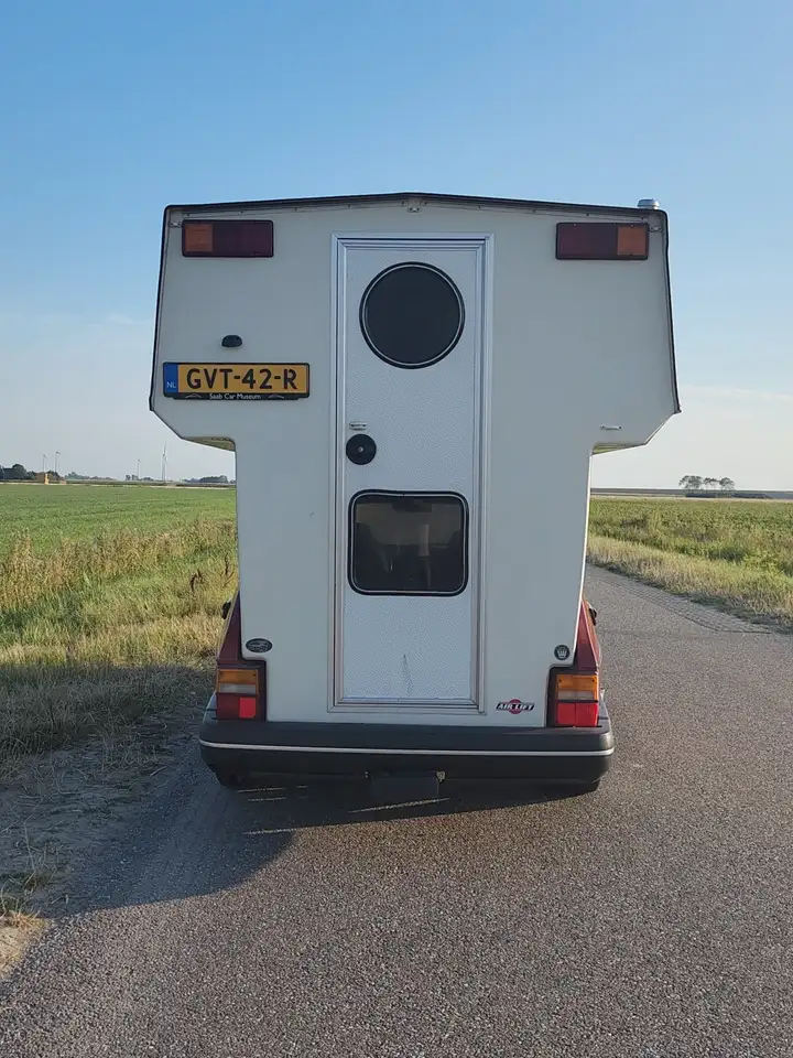 Saab 900i - 3 deurs, foto 4