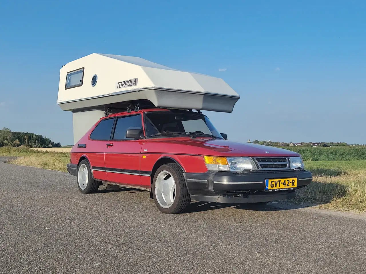 Saab 900i - 3 deurs, foto 2