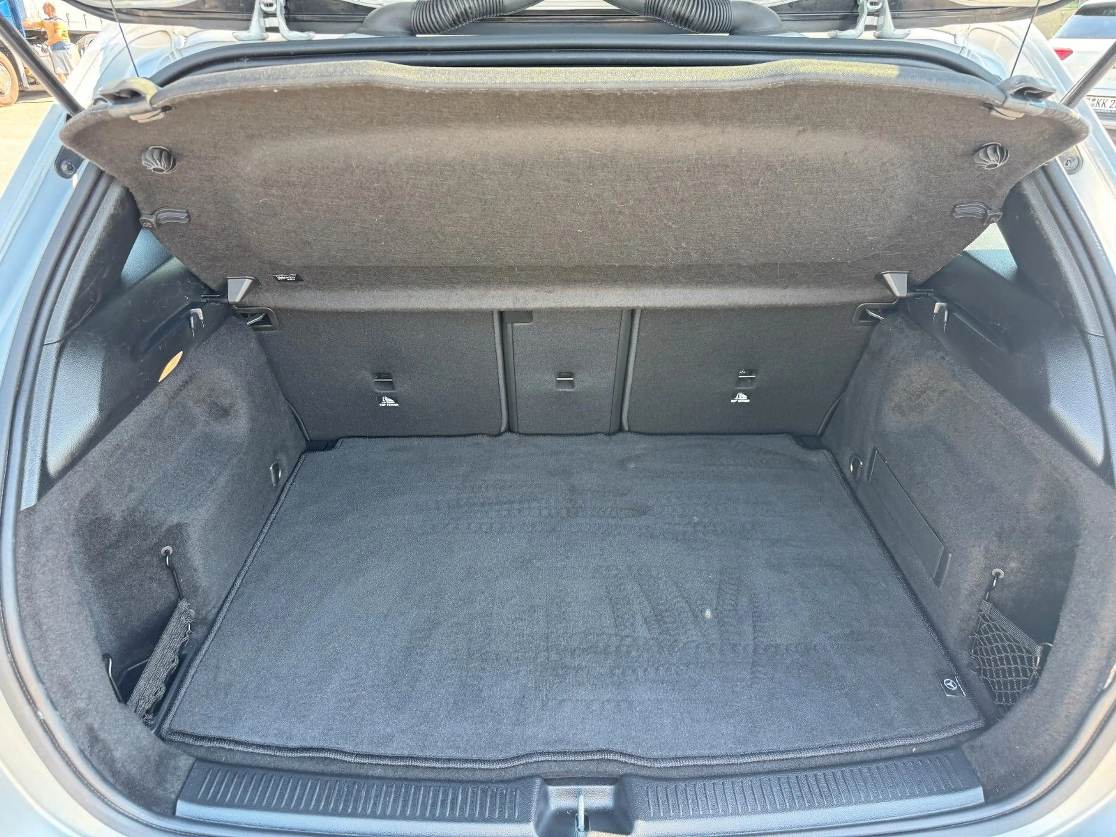 Mercedes-Benz B 200 Garantie *Pano *Keyless *Navi *LED *Kamera — photo 14