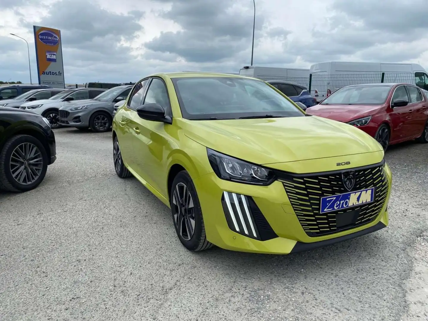 Peugeot 208 1.2i PureTech 12V S\u0026S - 100  - Allure - Nouve Jaune - 2