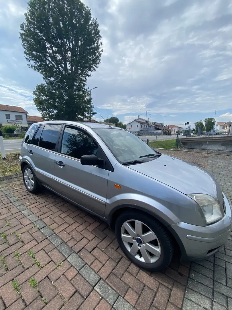 Ford Fusion 1.4 tdci Grey trattabile Argent - 2