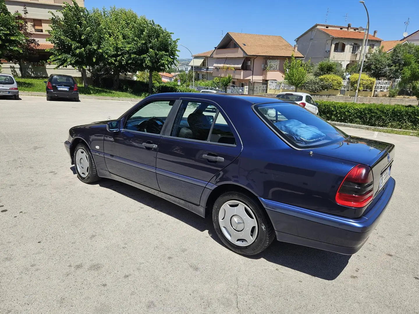 Mercedes-Benz C 220 Classe C - W202 Berlina td cdi Classic Albastru - 1