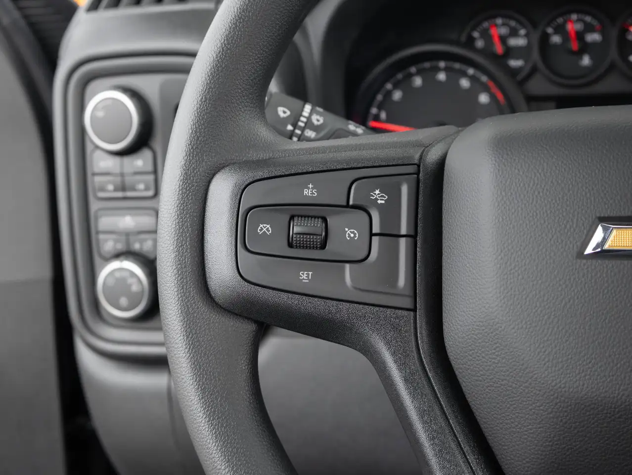 Chevrolet Silverado 1500 снимка Chevrolet Silverado 1500