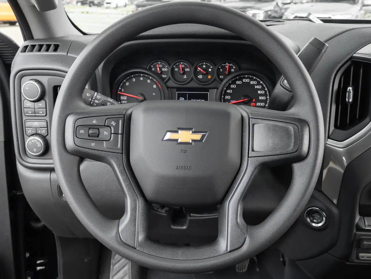 Chevrolet Silverado 1500 снимка Chevrolet Silverado 1500