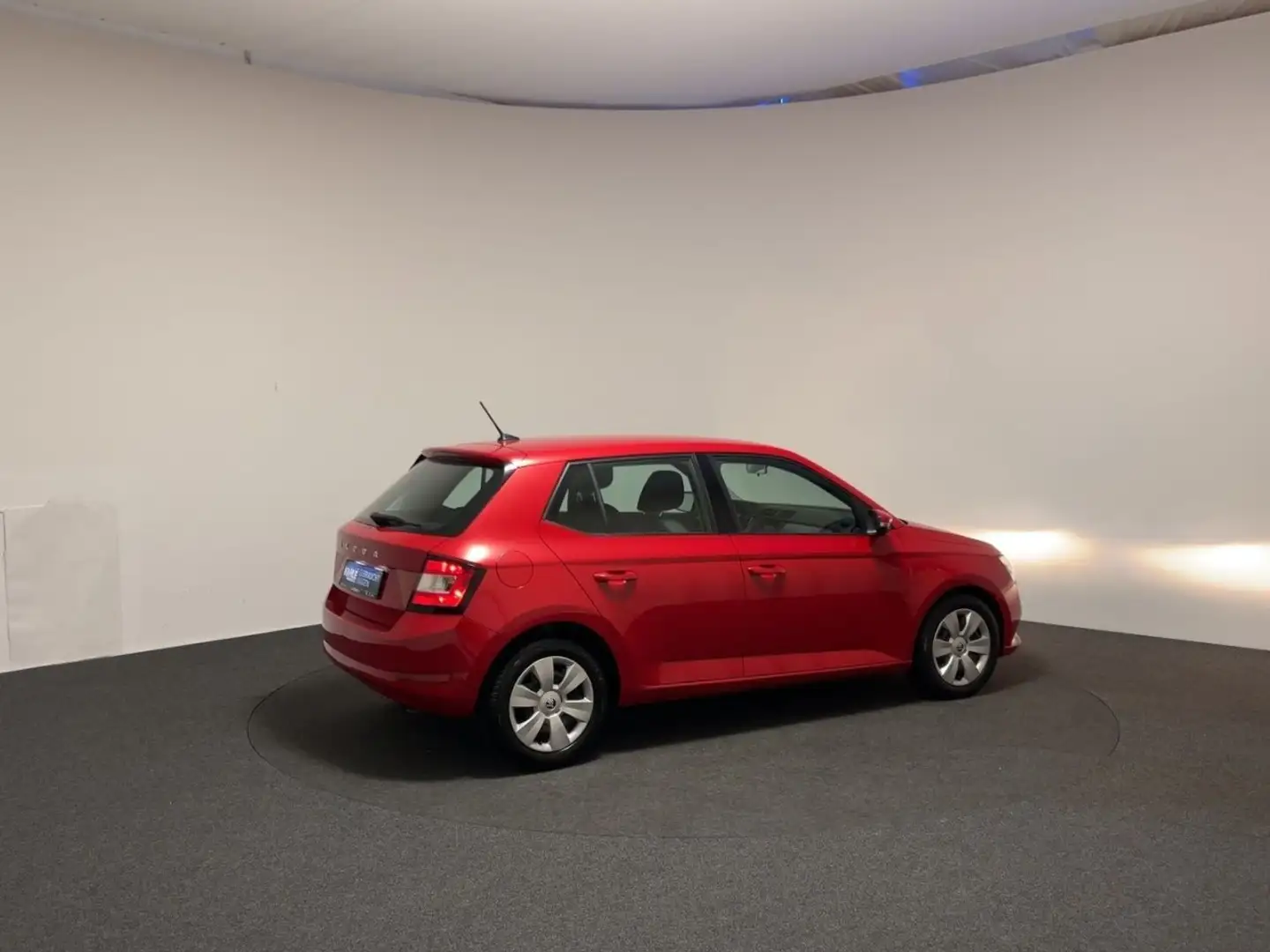Skoda Fabia 1.0 Ambition SHZ Klima DAB+ Klima Einparkhilfe Rot - 2