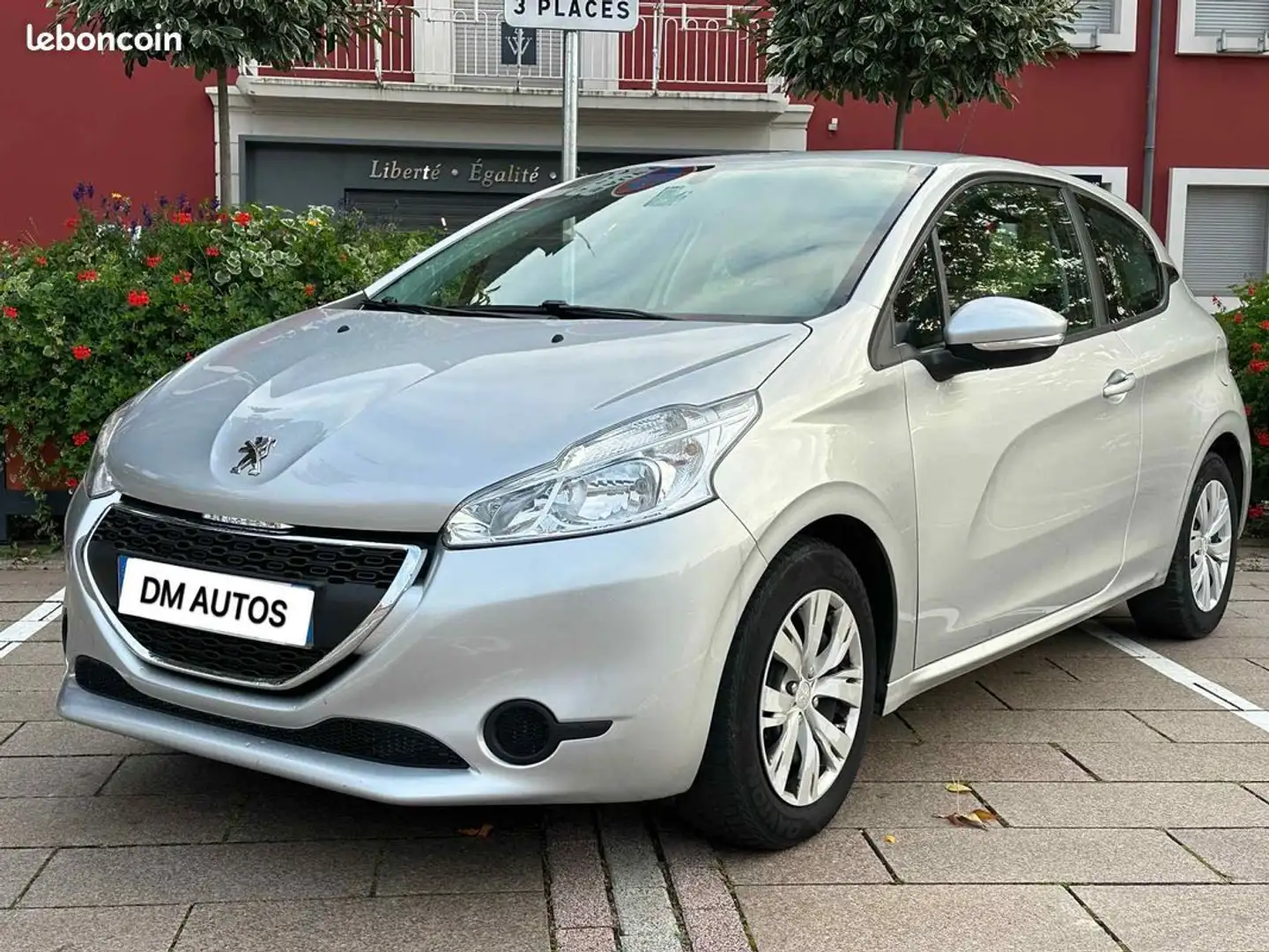 Peugeot 208 1.4 hdi 68ch edition active Gris - 1